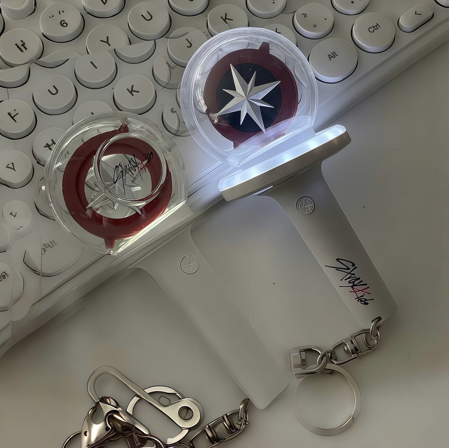 StrayKids Ver. 2 Lightstick Keychain [MINI]